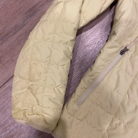 The North Face Women's Light Yellow Ski Jacket - Picture 4 of 6